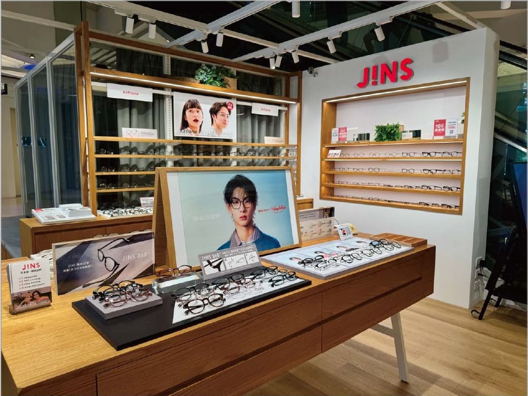 JINS 店舖照片